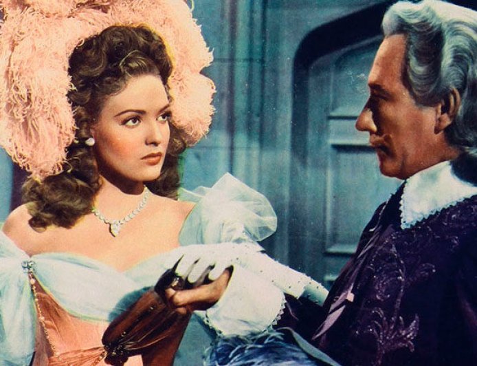 Гламур и Кодекс в фильме Вечно Эмбер