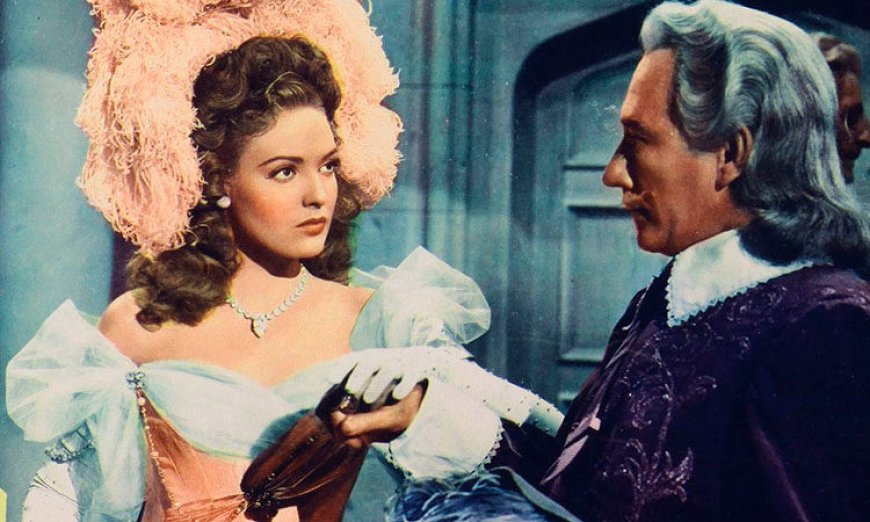 Гламур и Кодекс в фильме Вечно Эмбер